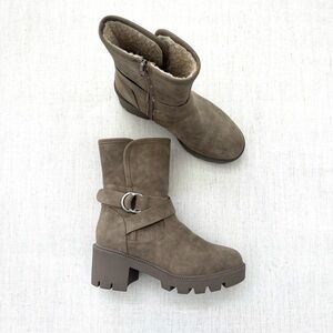 DV by Dolce Vita Faux Fur Sherpa Lined Nola Block Heel Boot 7.5